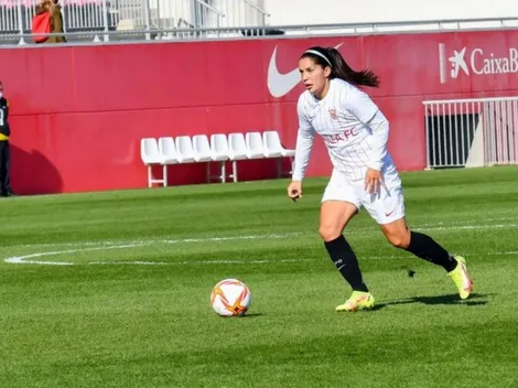 Karen Araya se luce con golazo olímpico en goleada del Sevilla