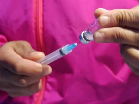 Vacunación Covid-19 | ¿Quiénes se pueden vacunar la próxima semana en Chile?