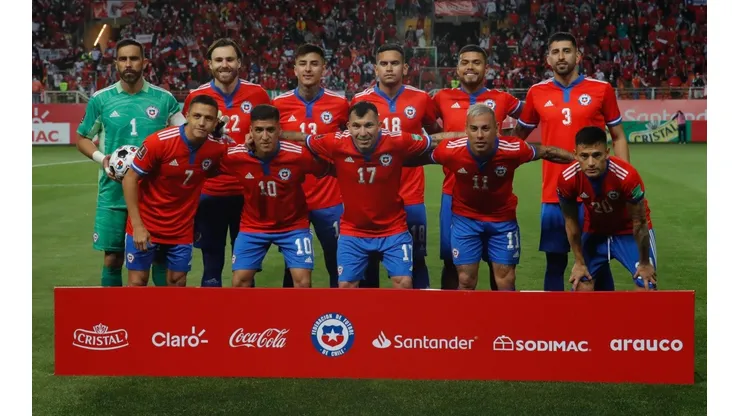 Formación confirmada de la selección chilena para visitar a Brasil por una hazaña.