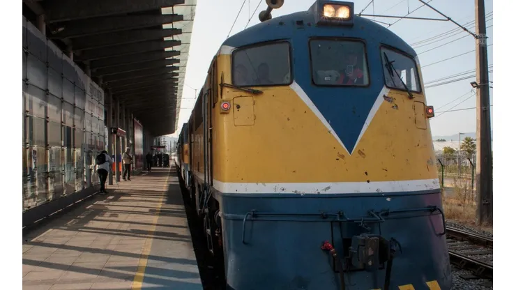 Conoce aquí el precio y horarios del tren nocturno.
