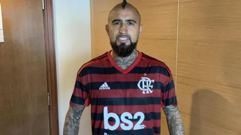 Arturo Vidal en varias oportunidades ha posado con la camiseta del Flamengo.