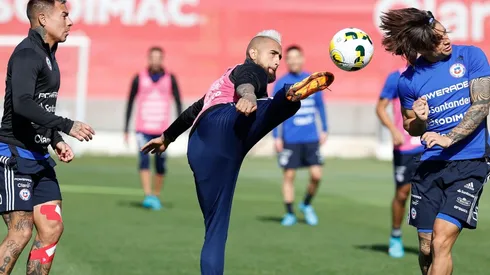 Vidal es fijo en el once chileno