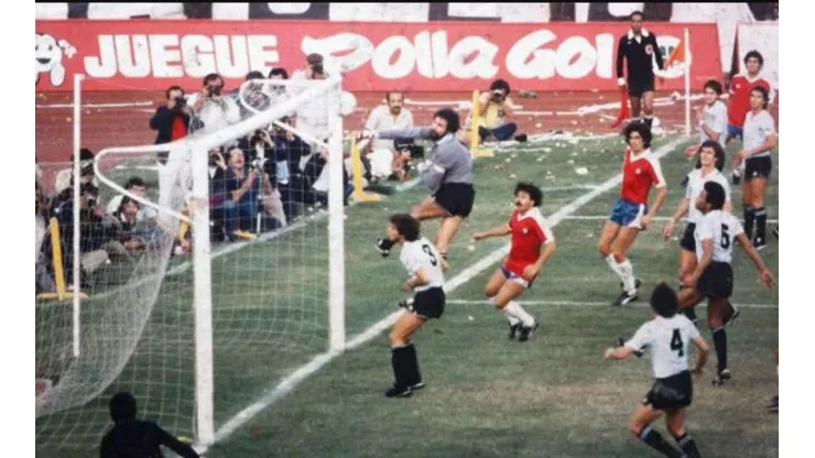 Jorge Aravena recordó el tremendo golazo que le hizo a Uruguay.
