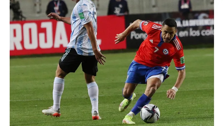 Alexis Sánchez es uno de los que puede quera fuera ante Uruguay