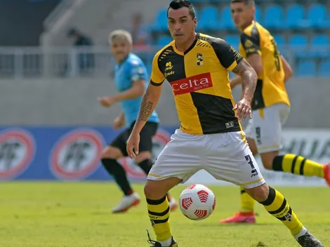 Paredes se acerca a ser máximo goleador chileno de la historia