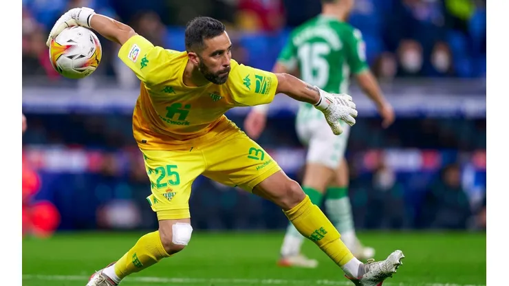 Claudio Bravo fue titular y estuvo a gran nivel ante el Celta