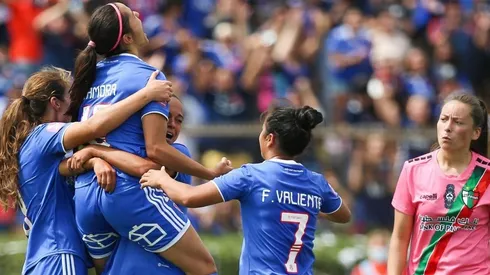 La U Fem vence a Palestino con golazo de Dani Zamora en su redebut