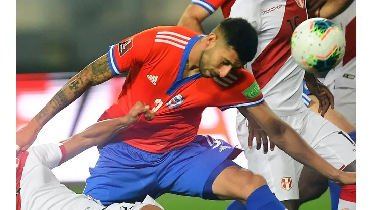 Mónaco avisa que Maripán está recuperado al 95% a días de venirse a la Roja.