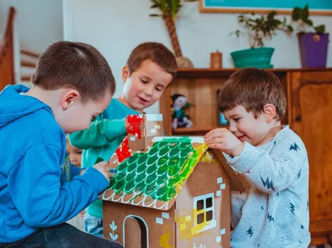 Magia y Cartón: Imaginación, creatividad y juguetes como agente de cambio