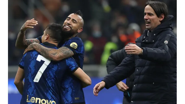 Arturo Vidal le pegó con todo a Simone Inzaghi por su momento y el de Alexis Sánchez en el Inter