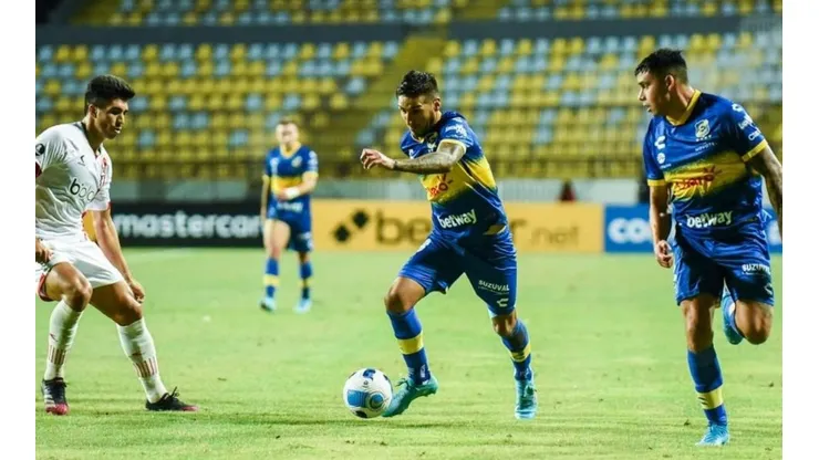 Everton cayó como local y deberá ir a Argentina a conseguir la clasificación.