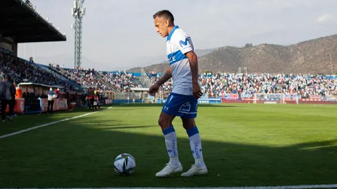 Fabián Orellana estira su mal presente en la UC esta temporada