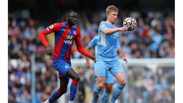 El Manchester City tiene 3 puntos de ventaja sobre el Liverpool.