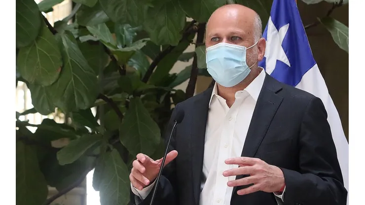 ¿Quién le entregará la banda presidencial a Gabriel Boric?