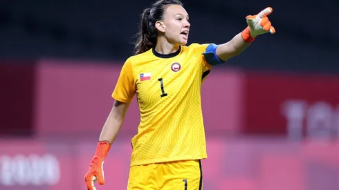 Tiane ruega por la profesionalización del futfem en Chile