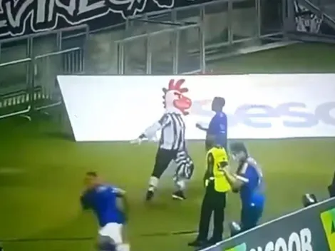 Insólito: mascota del Mineiro suspendida por intimidar a jugadores rivales