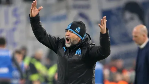 El DT trasandino salió a aclarar su presente en el club.