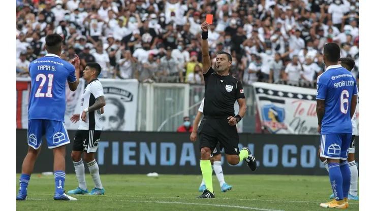 Castrilli despidió a tres árbitros la semana pasada