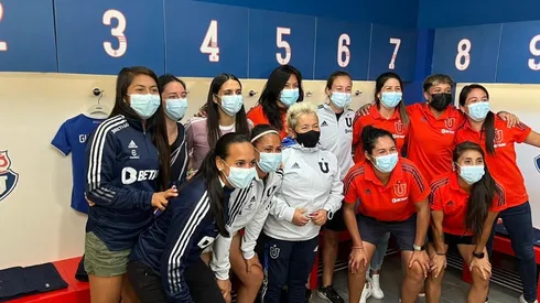 La U presenta el nuevo camarín de Las Leonas con un sentido homenaje