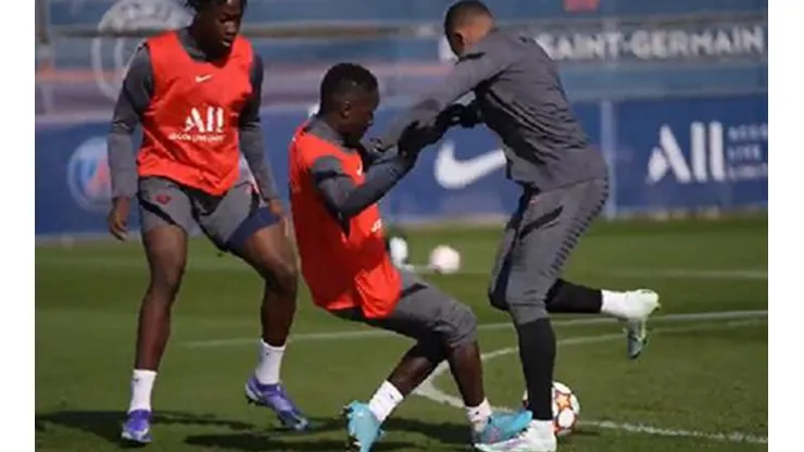 Gueye lesiona involuntariamente a Mbappé en el entrenamiento
