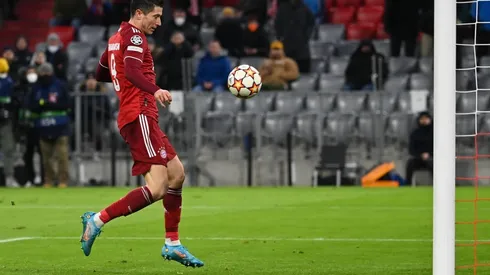 Robert Lewandowski ahora tiene 12 goles en la actual Champions League.