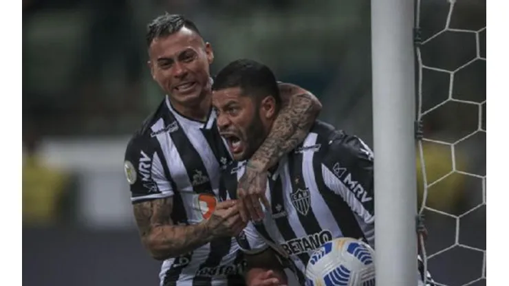 Atlético Mineiro celebró una victoria en los últimos minutos ante Cruzeiro