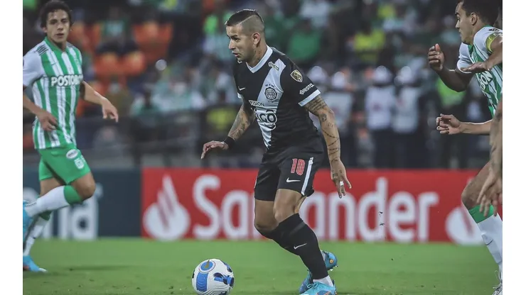 Atlético Nacional no pudo vencer a Olimpia en ninguno de los dos encuentros de la llave de Copa Libertadores.