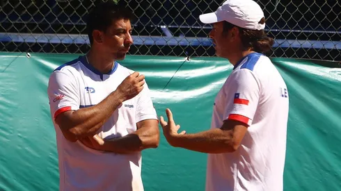 Jorge Aguilar y Nicolás Massú preparan a los jugadore chilenos para duelo ante Eslovenia.