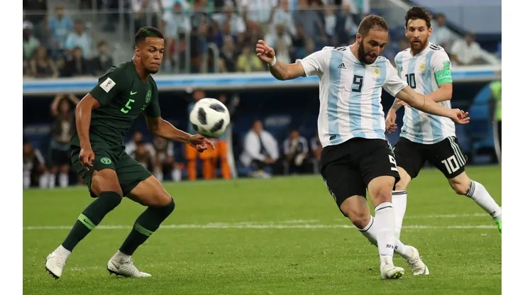Gonzalo Higuaín frente a Nigeria en el Mundial de Rusia 2018