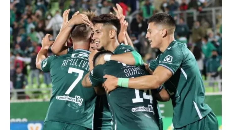 Todo parecía indicar que Santiago Wanderers sumaría su segunda derrota en Primera B, pero se repuso y logró rescatar un empate.