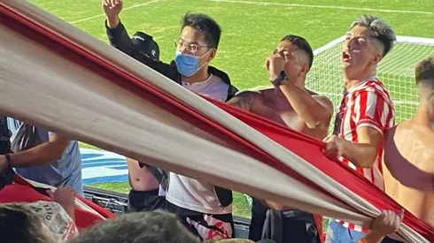 El hincha "chino" de Estudiantes ha sido la cábala en lo que va de temporada