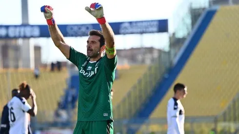 Gianluigi Buffon viene de sacar un cero en el arco en un 4-0 ante Spal.
