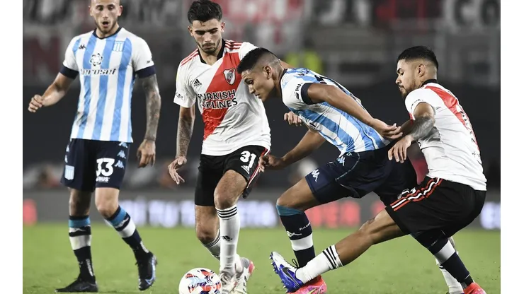 Paulo Díaz fue titular en la defensa de River Plate