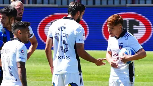 Gil le pide el penal a Gil quien le gana la pulseada