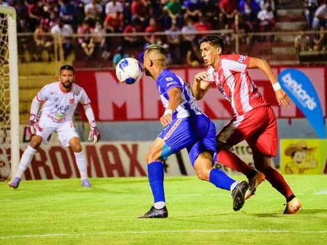 Gol chileno en Honduras: celebra el evertoniano Marcos Velázquez