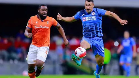 Iván Morales silenció los rumores sumando minutos en el Cruz Azul