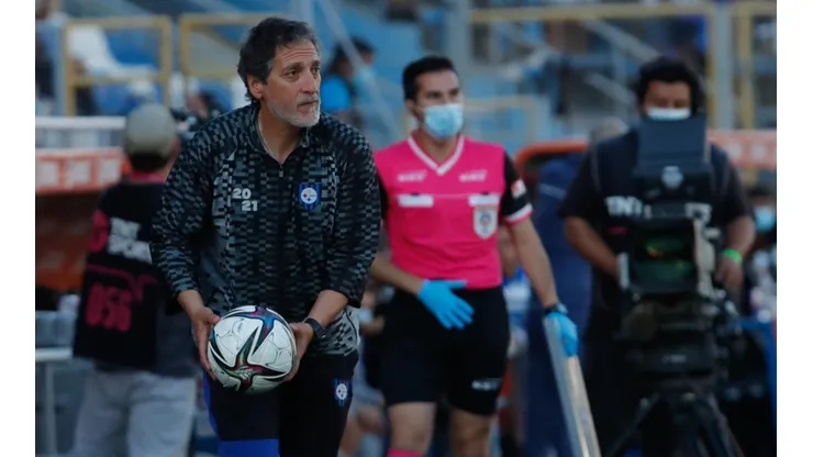 Mario Salas vuelve a encontrarse con Colo Colo este domingo