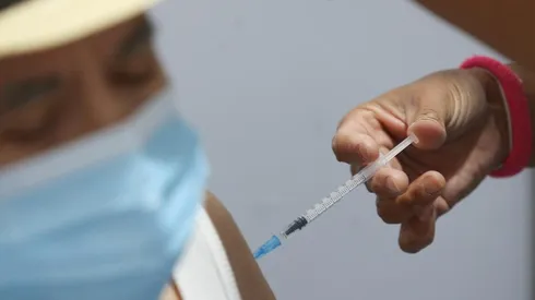 ¿Cómo saber cuándo me puse la dosis de refuerzo?