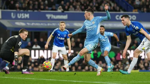 Phil Foden anotó en el final y le dio el triunfo al City ante el Everton