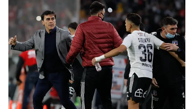 Gustavo Quinteros le pone paños fríos al bajón de Solari y Costa en Colo Colo.