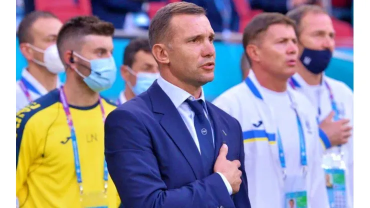 Andriy Shevchenko entrenó a la selección de Ucrania hasta agosto de 2021 y luego tuvo un paso sin fortuna por el Genoa de Italia