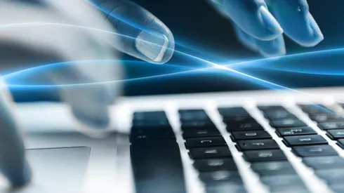 ¿Hay descargas ilegales desde computadores del Gobierno?