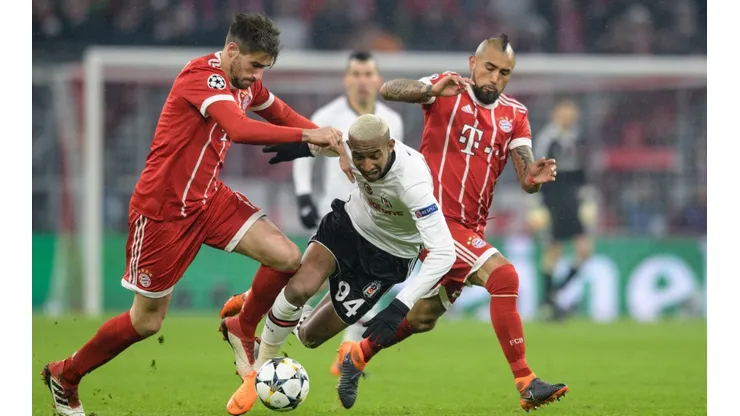 Javi Martínez fue compañero de Arturo Vidal por tres temporadas.