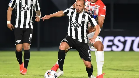 Díaz continuará en Libertad de Paraguay