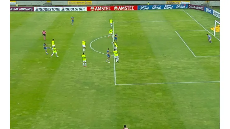 Sosa anotó un golazo desde fuera del área para el triunfo de Everton