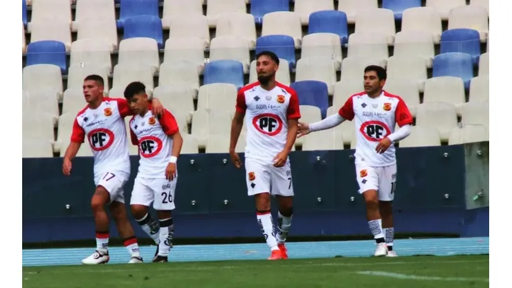 Los de Talca comenzaron de buena manera su temporada en la Primera B.