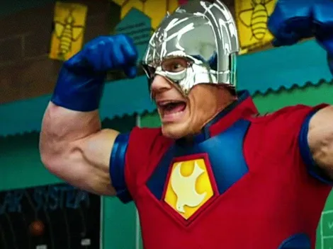 John Cena reacciona a la aparición de la Liga de la Justicia en Peacemaker