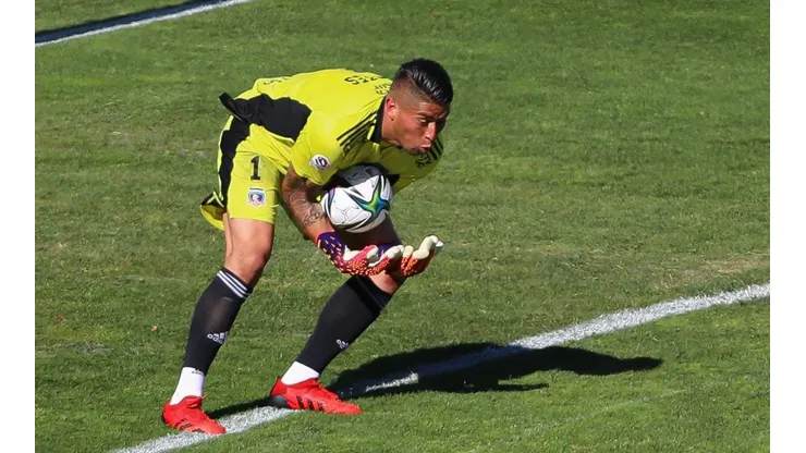 El portero pidió a los hinchas albos tener compostura en el estadio.