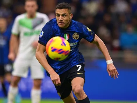 Prensa italiana trolea a Alexis: "Se cree león, parece un corderito"