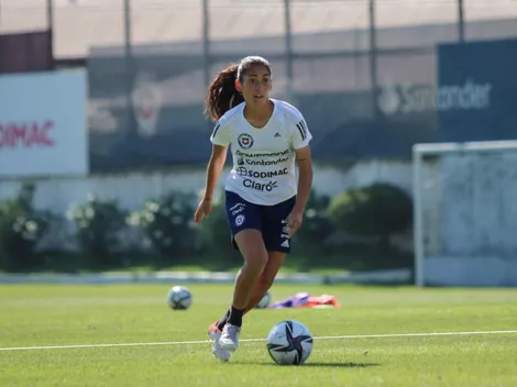 La alegría de Nayadet por tener a su familia chilena viendo a la Roja fem